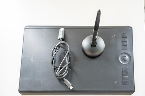 Wacom intuos pro medium - wacom,