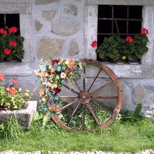 Set of 2 Decorative Wooden