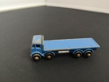 B734-VINTAGE BENBROS QUALITOY