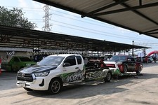 Truck Photo 12x8 - Toyota