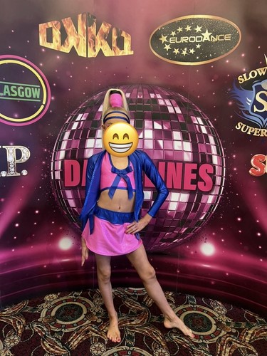 Freestyle fast dance - freestyle, suit