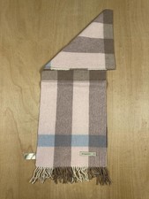 🧣 Burberry Giant Check