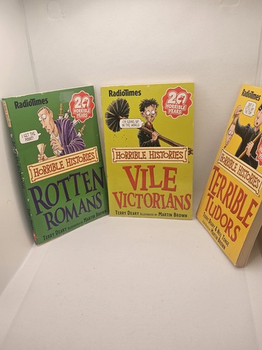 Horrible histories book bundle - book,