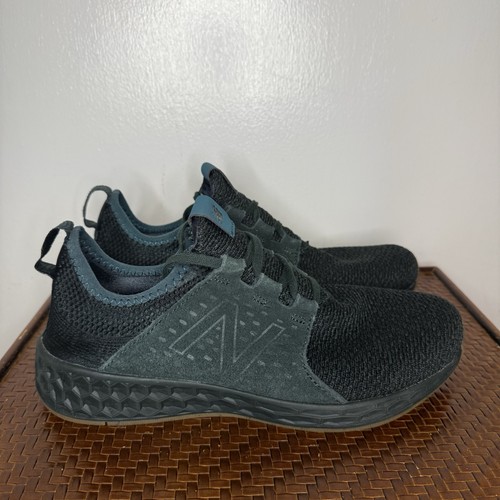 New balance men - 8.5, fresh