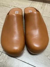 Fitflop UK 8 Shut Leather Clog