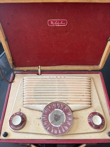 Vintage 1950s vidor lady - 1950s,