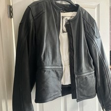 FRANK THOMAS LADY RIDER BLACK LEATHER MOTORCYCLE JACKET + CE ARMOUR  SIZE 16