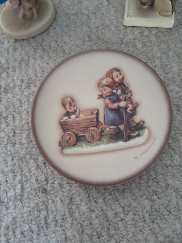 Goebel hummel small mini - j,