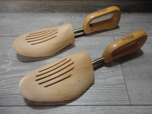 Jones bootmakers 1857 wooden - bootmakers,