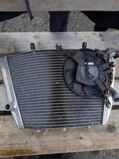 suzuki gsxr 1000 k7 k8 Radiator