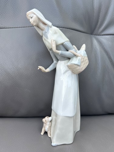 Lladro lady with basket and - lady,