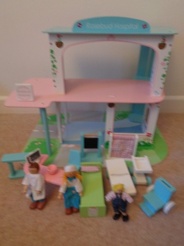 Elc wooden rosebud hospital - wooden,