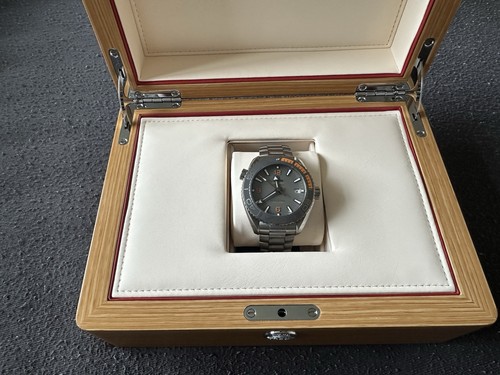 Omega seamaster planet ocean - planet,