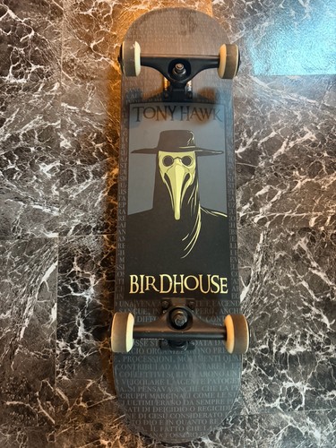 Birdhouse stage plague - birdhouse,