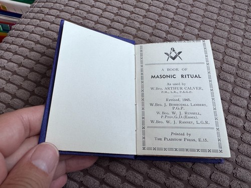 Book masonic ritual 1945 - book,