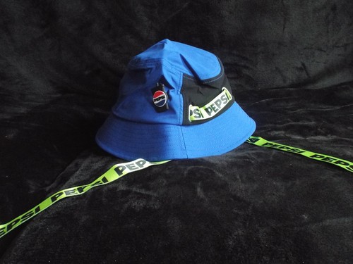 Pepsi bucket hat pin badge - pin,