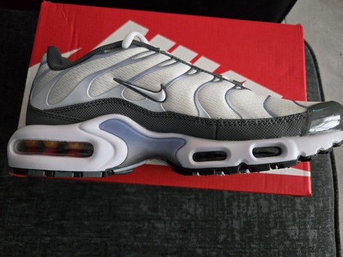 Air max plus white - tn, grey