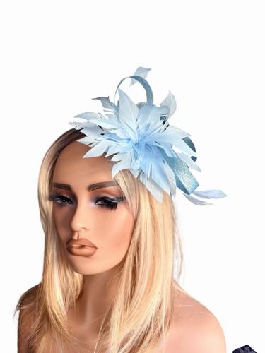 Light blue fascinator - blue, clip