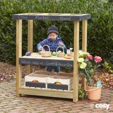 Outdoor Shop Front, Role Play