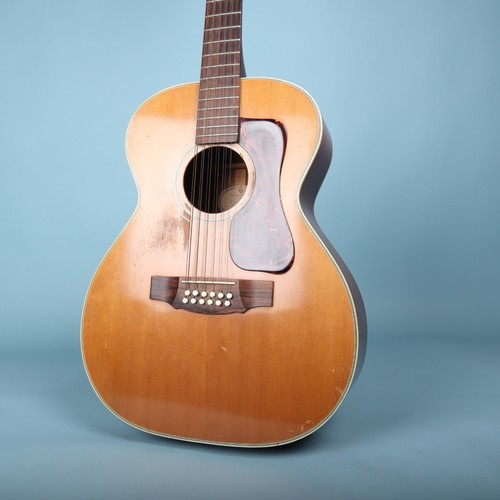 1970 guild 212 - nt, natural