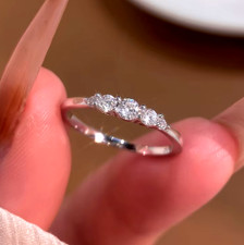 925 Sterling Silver Moissanite