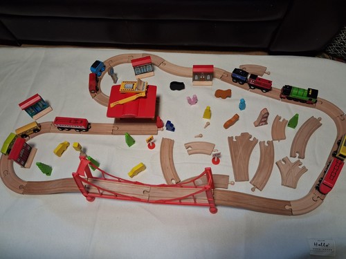 Wooden train set - train, tesco