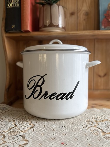 Vintage style large round - style,