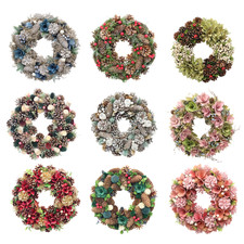 Christmas Wreath Festive Decoration with Jute Hanger Traditional Pinecone Décor