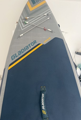 Gladiator paddle board 6 - paddle, 10’6