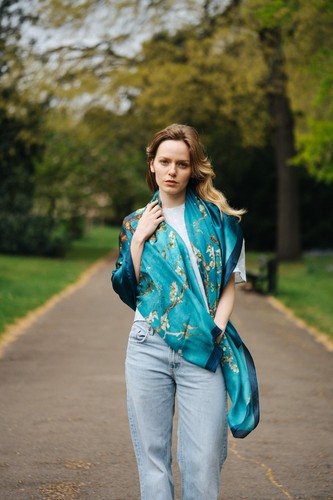 100 silk scarf turquoise - 100%,