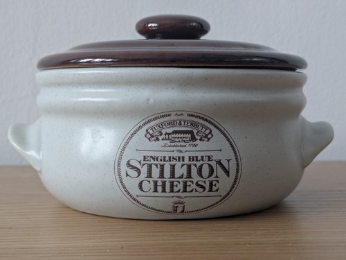 Stilton cheese pot - stilton, lid