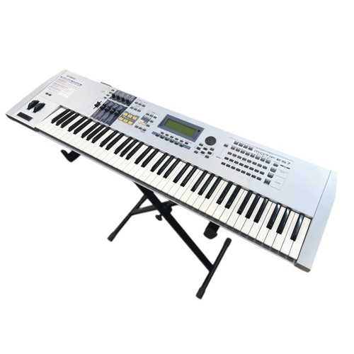 Yamaha motif es7 - yamaha,