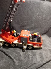 Playmobil fire engine set, with characters and accessories 