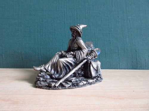 Myth and magic gandalf - myth,