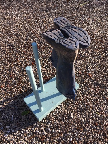 Legg barn pair wooden welly - barn, 2