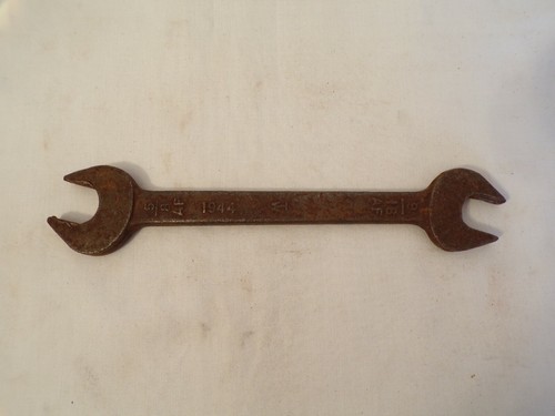 1944 vintage military open - 1944,