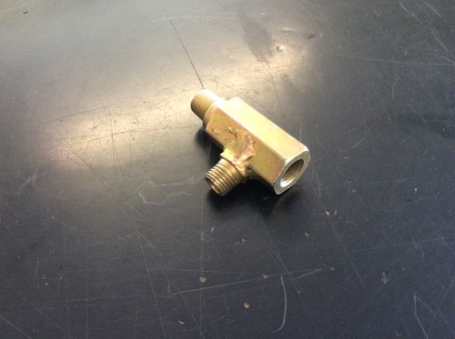 Oil pressure piece - piece, feed