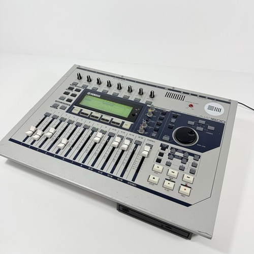 Yamaha aw1600 digital - •,
