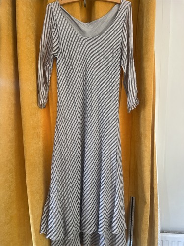 Out xile striped dress - of,