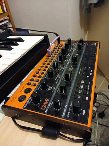 Behringer crave analogue - behringer,