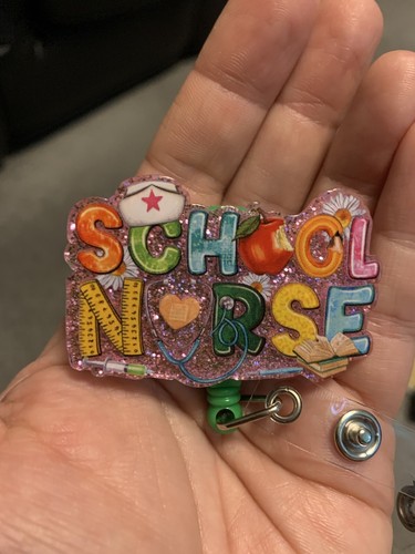 Retractable clip school nurse - clip,