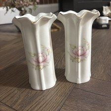 The Leonardo Collection Mini Decrotive Floral Fine Bone China Vase*2