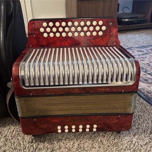 Hohner corona 8 - ii, button
