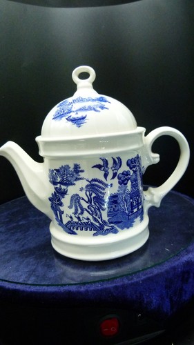 Sadler blue white willow - sadler, &