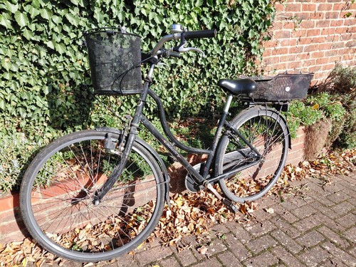 Ladies bike with basket used - ladies,