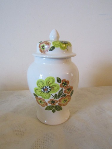Vintage arthur wood ceramic - vintage,
