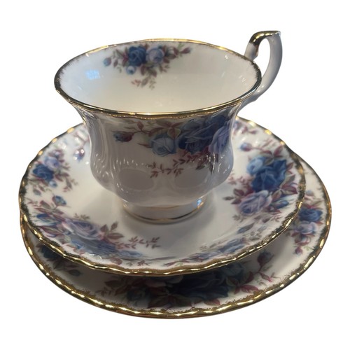 Royal albert trio1987 - albert,