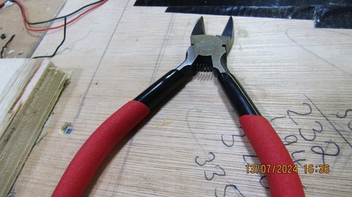 Gauge track cutters - track,