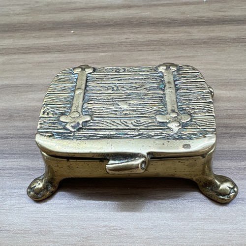 Vintage brass stamp trinket - brass, stamp/trinket