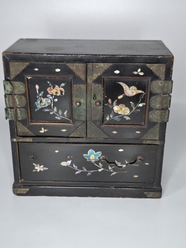 Chinese black lacquered - chinese,